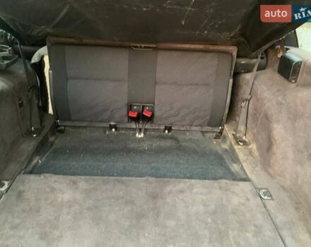 Синий Мерседес Е-Класс, объемом двигателя 2.4 л и пробегом 415 тыс. км за 2300 $, фото 24 на Automoto.ua