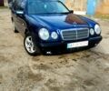Синій Мерседес Е-Клас, об'ємом двигуна 2 л та пробігом 350 тис. км за 3500 $, фото 3 на Automoto.ua