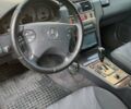 Синий Мерседес Е-Класс, объемом двигателя 2.7 л и пробегом 499 тыс. км за 3995 $, фото 25 на Automoto.ua