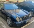 Синий Мерседес Е-Класс, объемом двигателя 2.7 л и пробегом 499 тыс. км за 3995 $, фото 1 на Automoto.ua
