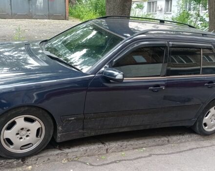 Синій Мерседес Е-Клас, об'ємом двигуна 2.7 л та пробігом 399 тис. км за 3188 $, фото 2 на Automoto.ua