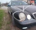 Синий Мерседес Е-Класс, объемом двигателя 2.7 л и пробегом 438 тыс. км за 4000 $, фото 11 на Automoto.ua