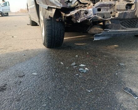 Синій Мерседес Е-Клас, об'ємом двигуна 2.7 л та пробігом 650 тис. км за 2500 $, фото 2 на Automoto.ua