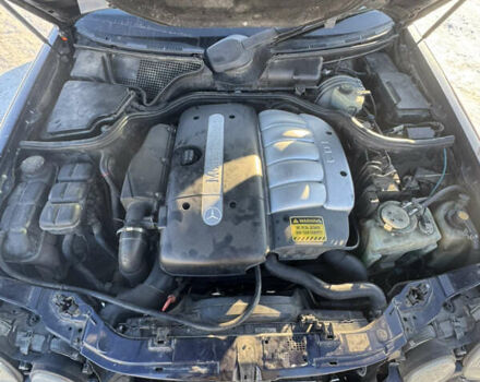 Синий Мерседес Е-Класс, объемом двигателя 2.69 л и пробегом 430 тыс. км за 2850 $, фото 9 на Automoto.ua