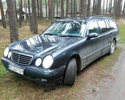 Синій Мерседес Е-Клас, об'ємом двигуна 2.7 л та пробігом 390 тис. км за 2300 $, фото 5 на Automoto.ua