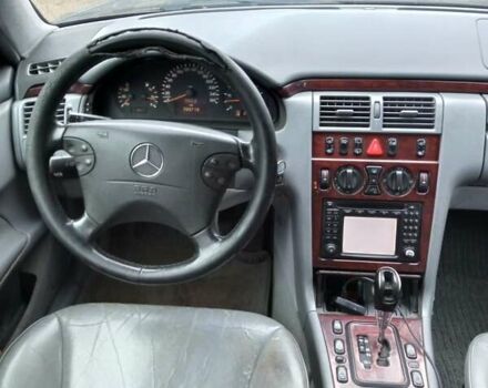 Синій Мерседес Е-Клас, об'ємом двигуна 2.7 л та пробігом 390 тис. км за 2300 $, фото 13 на Automoto.ua