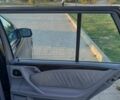 Синий Мерседес Е-Класс, объемом двигателя 3.2 л и пробегом 494 тыс. км за 3900 $, фото 15 на Automoto.ua