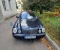 Синий Мерседес Е-Класс, объемом двигателя 2.8 л и пробегом 350 тыс. км за 5100 $, фото 1 на Automoto.ua