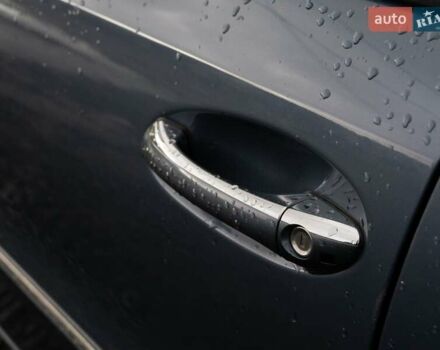 Синий Мерседес Е-Класс, объемом двигателя 3.2 л и пробегом 320 тыс. км за 6700 $, фото 15 на Automoto.ua