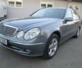 Синій Мерседес Е-Клас, об'ємом двигуна 3.2 л та пробігом 319 тис. км за 6000 $, фото 1 на Automoto.ua