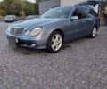 Синий Мерседес Е-Класс, объемом двигателя 3.2 л и пробегом 368 тыс. км за 6700 $, фото 28 на Automoto.ua
