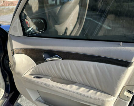 Синий Мерседес Е-Класс, объемом двигателя 2.69 л и пробегом 300 тыс. км за 6300 $, фото 24 на Automoto.ua