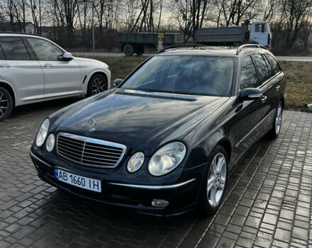 Синій Мерседес Е-Клас, об'ємом двигуна 2.15 л та пробігом 300 тис. км за 8600 $, фото 4 на Automoto.ua