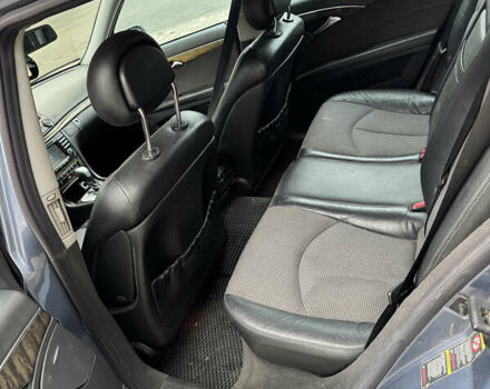 Синий Мерседес Е-Класс, объемом двигателя 2.69 л и пробегом 300 тыс. км за 5899 $, фото 16 на Automoto.ua