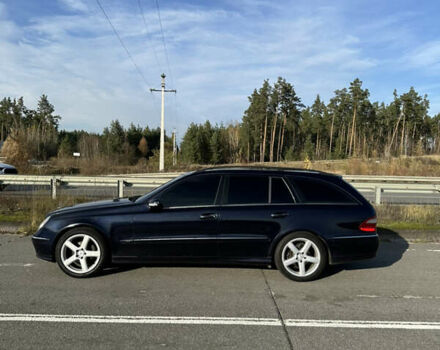 Синий Мерседес Е-Класс, объемом двигателя 2.69 л и пробегом 300 тыс. км за 6300 $, фото 2 на Automoto.ua