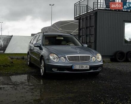 Синий Мерседес Е-Класс, объемом двигателя 3.2 л и пробегом 320 тыс. км за 6700 $, фото 1 на Automoto.ua