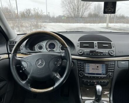 Синий Мерседес Е-Класс, объемом двигателя 3.2 л и пробегом 342 тыс. км за 3400 $, фото 13 на Automoto.ua