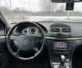Синий Мерседес Е-Класс, объемом двигателя 3.2 л и пробегом 342 тыс. км за 3400 $, фото 13 на Automoto.ua