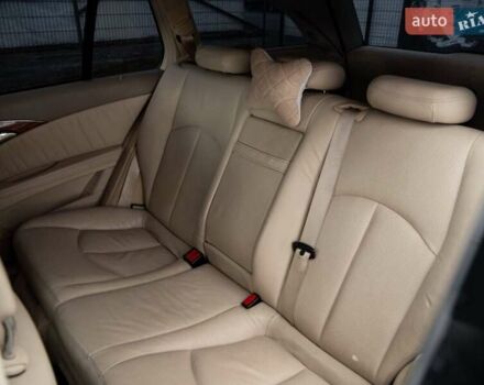 Синий Мерседес Е-Класс, объемом двигателя 3.2 л и пробегом 320 тыс. км за 6700 $, фото 13 на Automoto.ua