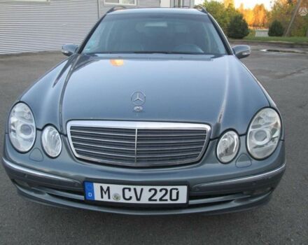 Синій Мерседес Е-Клас, об'ємом двигуна 3.2 л та пробігом 319 тис. км за 6300 $, фото 1 на Automoto.ua