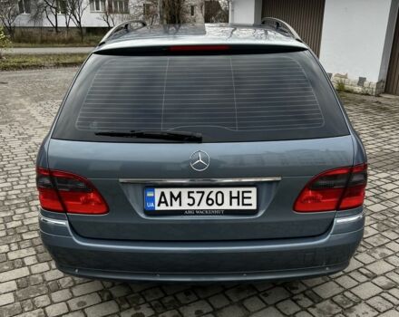 Синій Мерседес Е-Клас, об'ємом двигуна 3.2 л та пробігом 185 тис. км за 7400 $, фото 2 на Automoto.ua