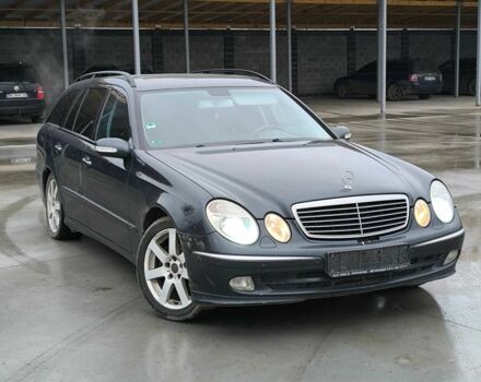 Синий Мерседес Е-Класс, объемом двигателя 2.7 л и пробегом 295 тыс. км за 2700 $, фото 3 на Automoto.ua