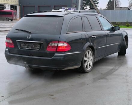 Синий Мерседес Е-Класс, объемом двигателя 2.7 л и пробегом 295 тыс. км за 2700 $, фото 14 на Automoto.ua