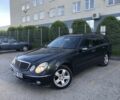 Синий Мерседес Е-Класс, объемом двигателя 3.2 л и пробегом 300 тыс. км за 2999 $, фото 1 на Automoto.ua
