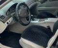Синий Мерседес Е-Класс, объемом двигателя 5 л и пробегом 340 тыс. км за 5015 $, фото 4 на Automoto.ua
