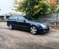 Синий Мерседес Е-Класс, объемом двигателя 5 л и пробегом 315 тыс. км за 7000 $, фото 1 на Automoto.ua