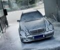 Синий Мерседес Е-Класс, объемом двигателя 2.1 л и пробегом 300 тыс. км за 6500 $, фото 1 на Automoto.ua