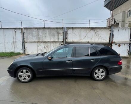 Синій Мерседес Е-Клас, об'ємом двигуна 3.2 л та пробігом 3 тис. км за 2500 $, фото 4 на Automoto.ua