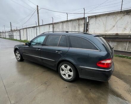 Синій Мерседес Е-Клас, об'ємом двигуна 3.2 л та пробігом 3 тис. км за 2500 $, фото 5 на Automoto.ua