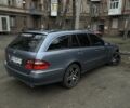 Синий Мерседес Е-Класс, объемом двигателя 3 л и пробегом 400 тыс. км за 6000 $, фото 2 на Automoto.ua