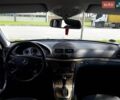 Синій Мерседес Е-Клас, об'ємом двигуна 3 л та пробігом 326 тис. км за 7500 $, фото 59 на Automoto.ua