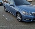 Синий Мерседес Е-Класс, объемом двигателя 2.2 л и пробегом 400 тыс. км за 9000 $, фото 18 на Automoto.ua