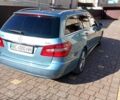 Синий Мерседес Е-Класс, объемом двигателя 2.2 л и пробегом 400 тыс. км за 10000 $, фото 6 на Automoto.ua