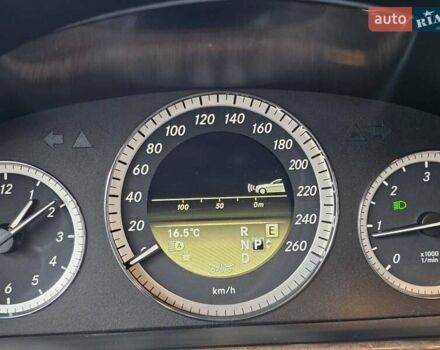 Мерседес Е-Клас 2012 у Львові на Automoto.ua Синій Мерседес Е-Клас, об'ємом двигуна 2.2 л та пробігом 350 тис. км за 14999 $, фото 26 на Automoto.ua