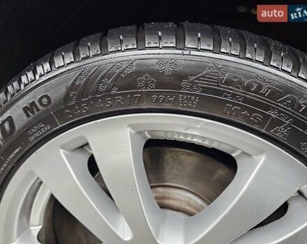 Мерседес Е-Клас 2012 у Львові на Automoto.ua Синій Мерседес Е-Клас, об'ємом двигуна 2.2 л та пробігом 350 тис. км за 14999 $, фото 25 на Automoto.ua