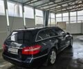 Синій Мерседес Е-Клас, об'ємом двигуна 2.14 л та пробігом 350 тис. км за 11999 $, фото 4 на Automoto.ua
