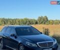 Синий Мерседес Е-Класс, объемом двигателя 2.14 л и пробегом 300 тыс. км за 10500 $, фото 2 на Automoto.ua