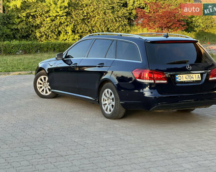 Мерседес Е-Класс 2013 в Нововолынск на Automoto.ua Синий Мерседес Е-Класс, объемом двигателя 2.14 л и пробегом 360 тыс. км за 12000 $, фото 4 на Automoto.ua