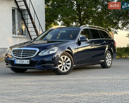 Мерседес Е-Класс 2013 в Нововолынск на Automoto.ua Синий Мерседес Е-Класс, объемом двигателя 2.14 л и пробегом 360 тыс. км за 12000 $, фото 1 на Automoto.ua