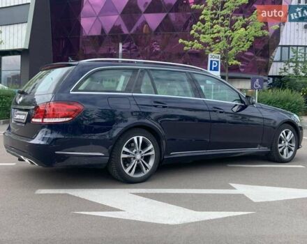 Синий Мерседес Е-Класс, объемом двигателя 2.14 л и пробегом 197 тыс. км за 19990 $, фото 6 на Automoto.ua