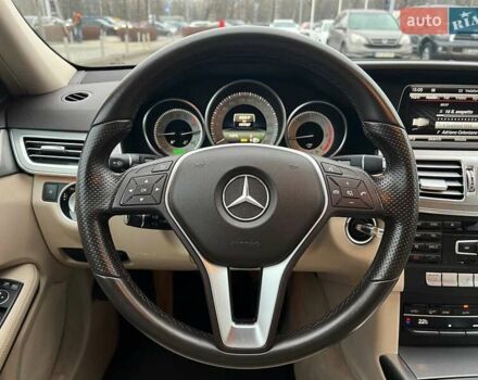 Синий Мерседес Е-Класс, объемом двигателя 2.14 л и пробегом 197 тыс. км за 16990 $, фото 19 на Automoto.ua