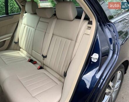 Синий Мерседес Е-Класс, объемом двигателя 2.14 л и пробегом 197 тыс. км за 17990 $, фото 9 на Automoto.ua