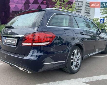 Синий Мерседес Е-Класс, объемом двигателя 2.14 л и пробегом 197 тыс. км за 19990 $, фото 7 на Automoto.ua