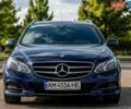 Синий Мерседес Е-Класс, объемом двигателя 2.14 л и пробегом 255 тыс. км за 15000 $, фото 3 на Automoto.ua