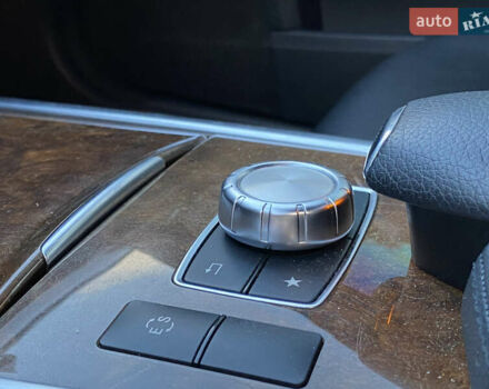 Синій Мерседес Е-Клас, об'ємом двигуна 2.2 л та пробігом 315 тис. км за 18499 $, фото 20 на Automoto.ua