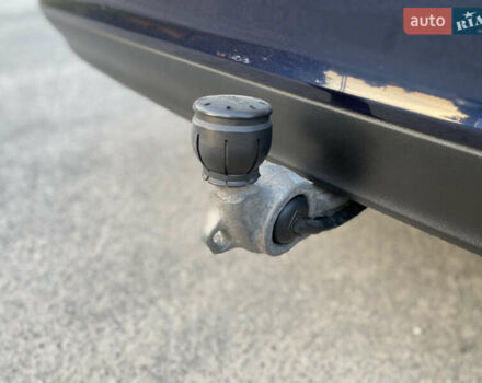 Синий Мерседес Е-Класс, объемом двигателя 2.1 л и пробегом 245 тыс. км за 18500 $, фото 32 на Automoto.ua